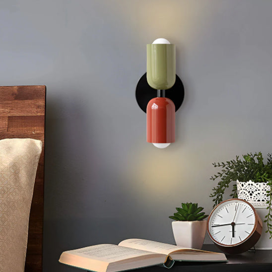 applique-murale-chambre-caroussel-noir-ver-rouge