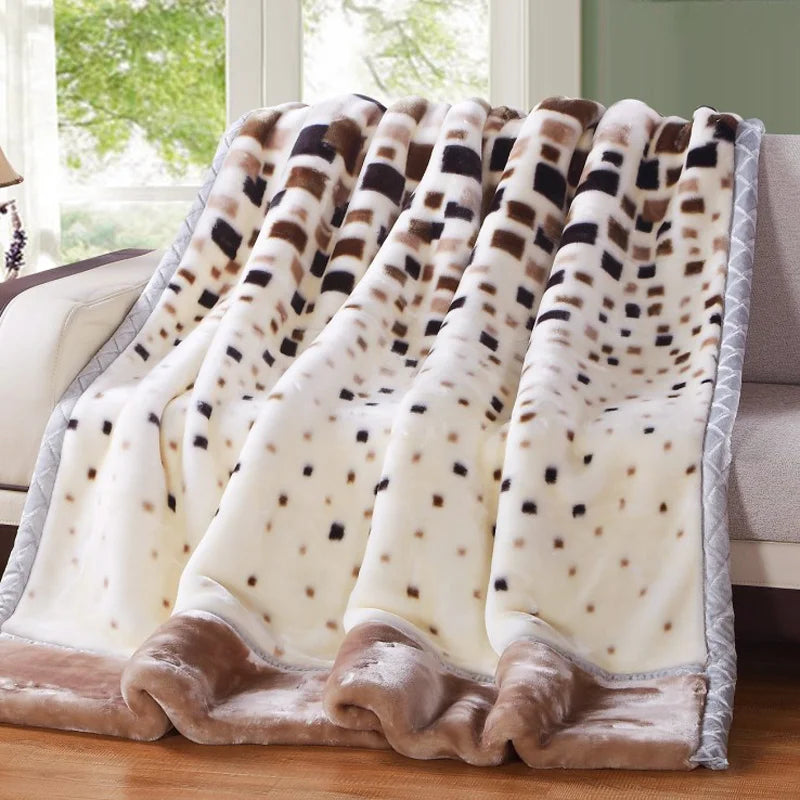 couverture-hivernal-caramel-caroussel_-presentation_b9a37fac-f7c5-404b-ac6e-18aab3c6e6fa
