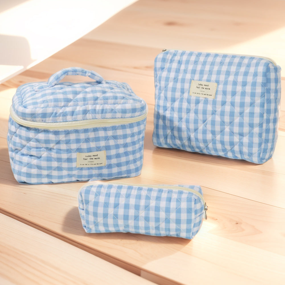 trousse-de-toilette-femme-bleu-carreaux-caroussel