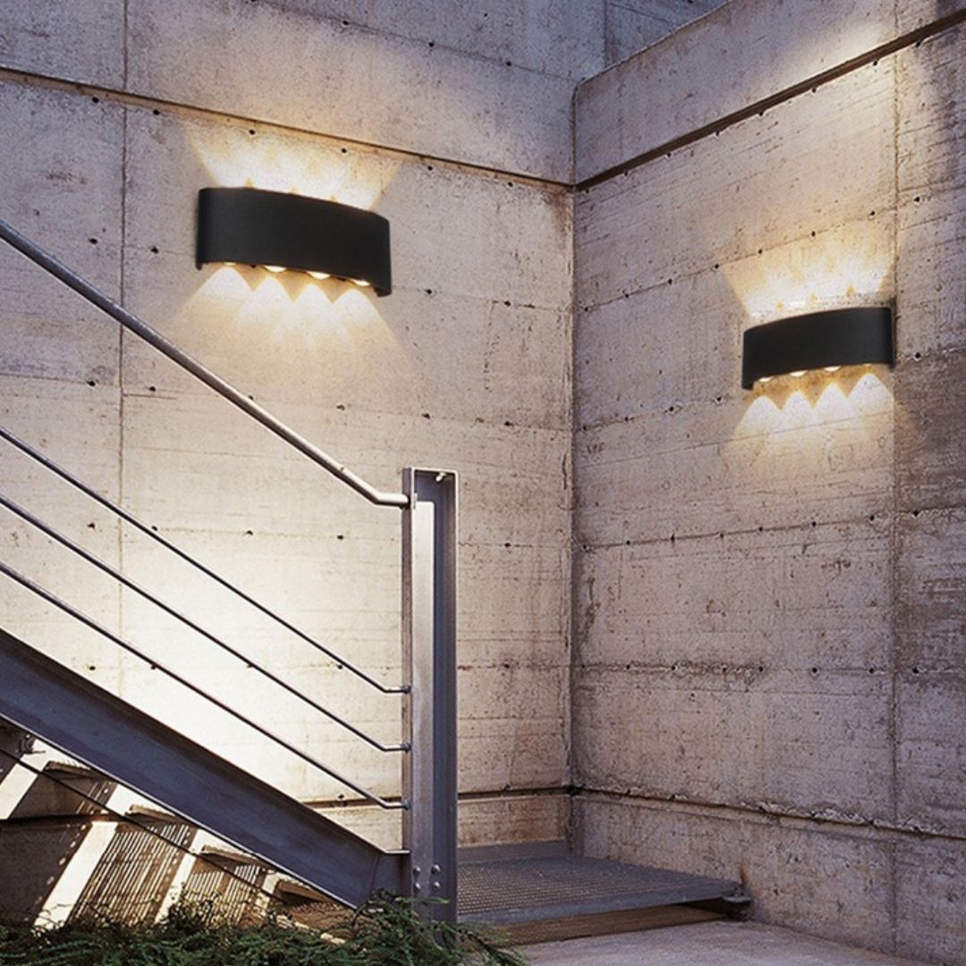 applique-murale-exterieur-escalier