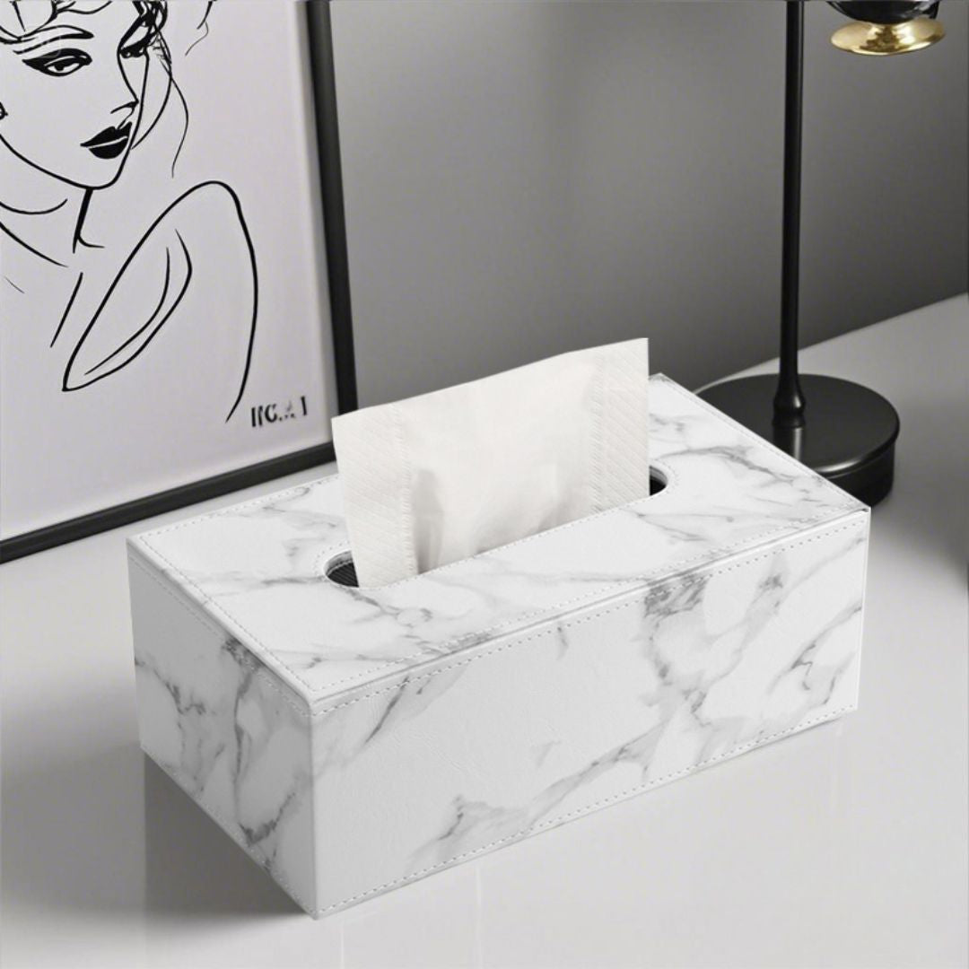 boite-a-mouchoirs-blanche-pratique