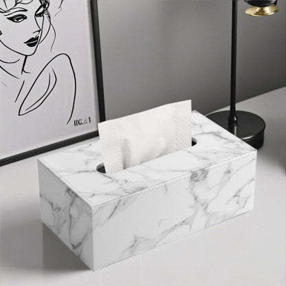 boite-a-mouchoirs-blanche-pratique