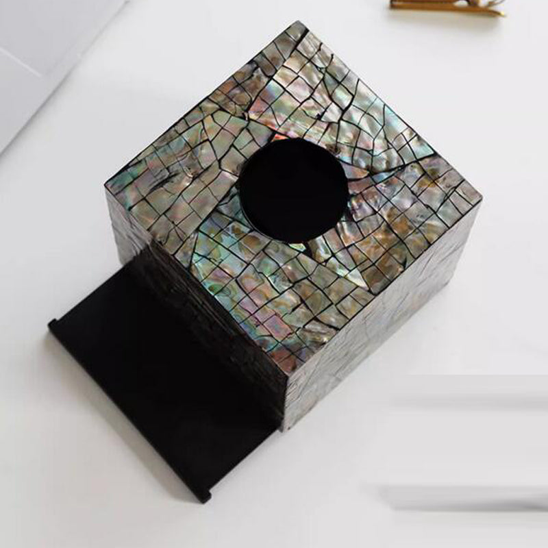 boite-a-mouchoirs-en-coquillage-petit
