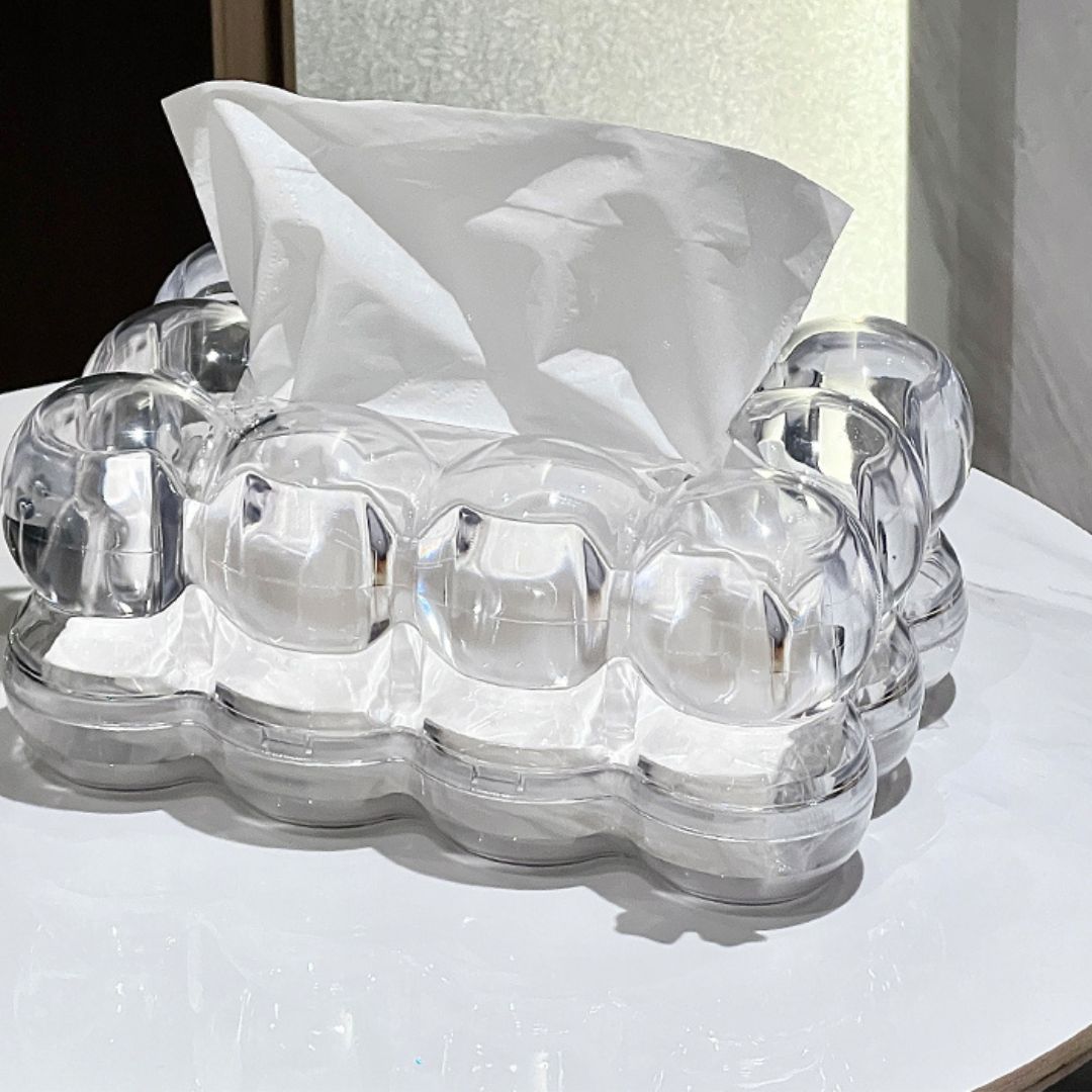 boite-a-mouchoirsbb-caroussel-transparent-sur-table