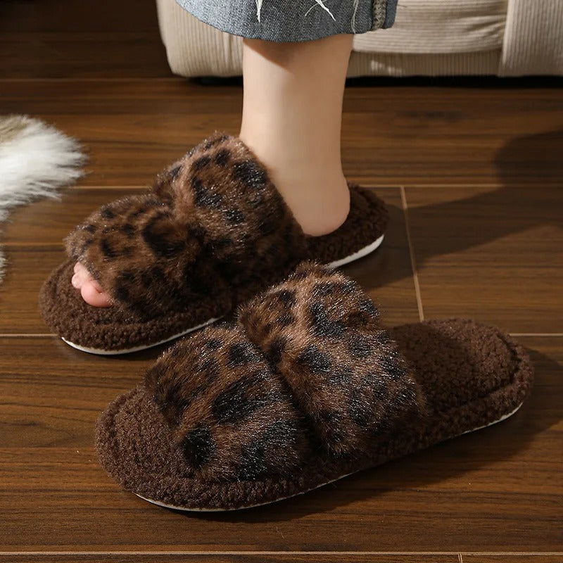 chaussons-femme-café-leopard-chic