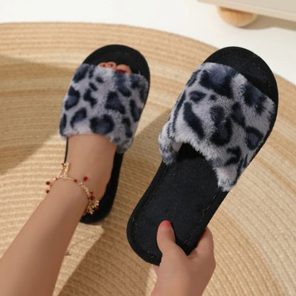 chaussons-femme-léopard-noir-bleus