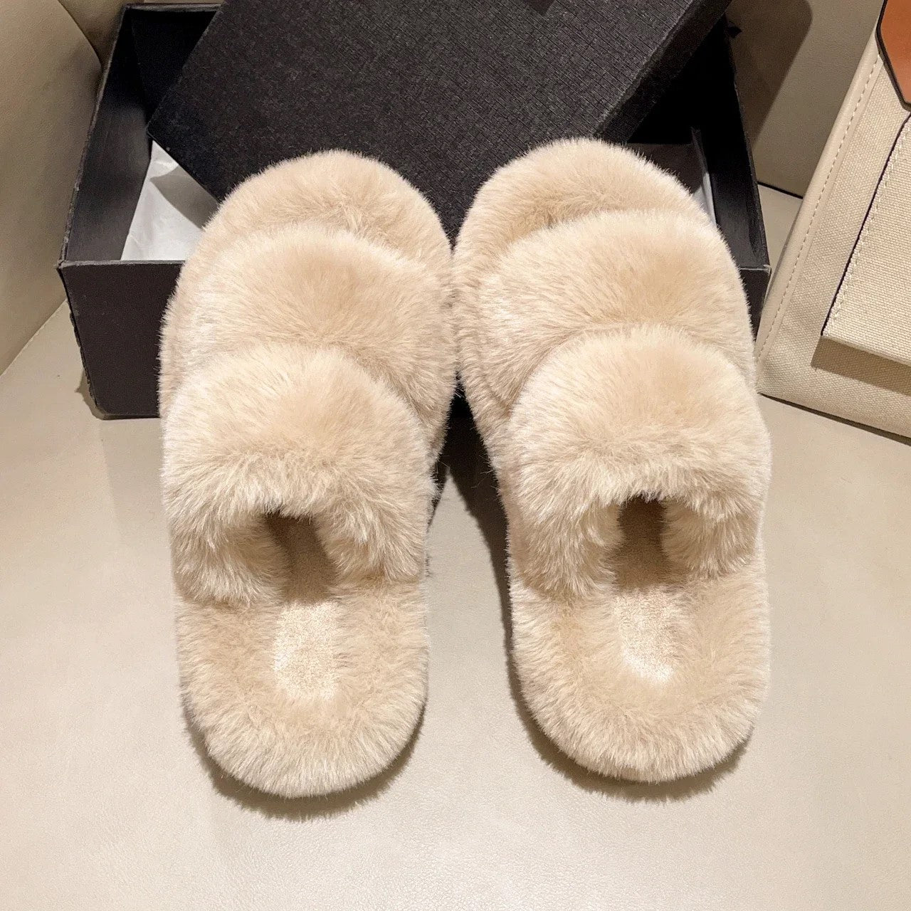 chaussons-femme-slippers-kaki-doux