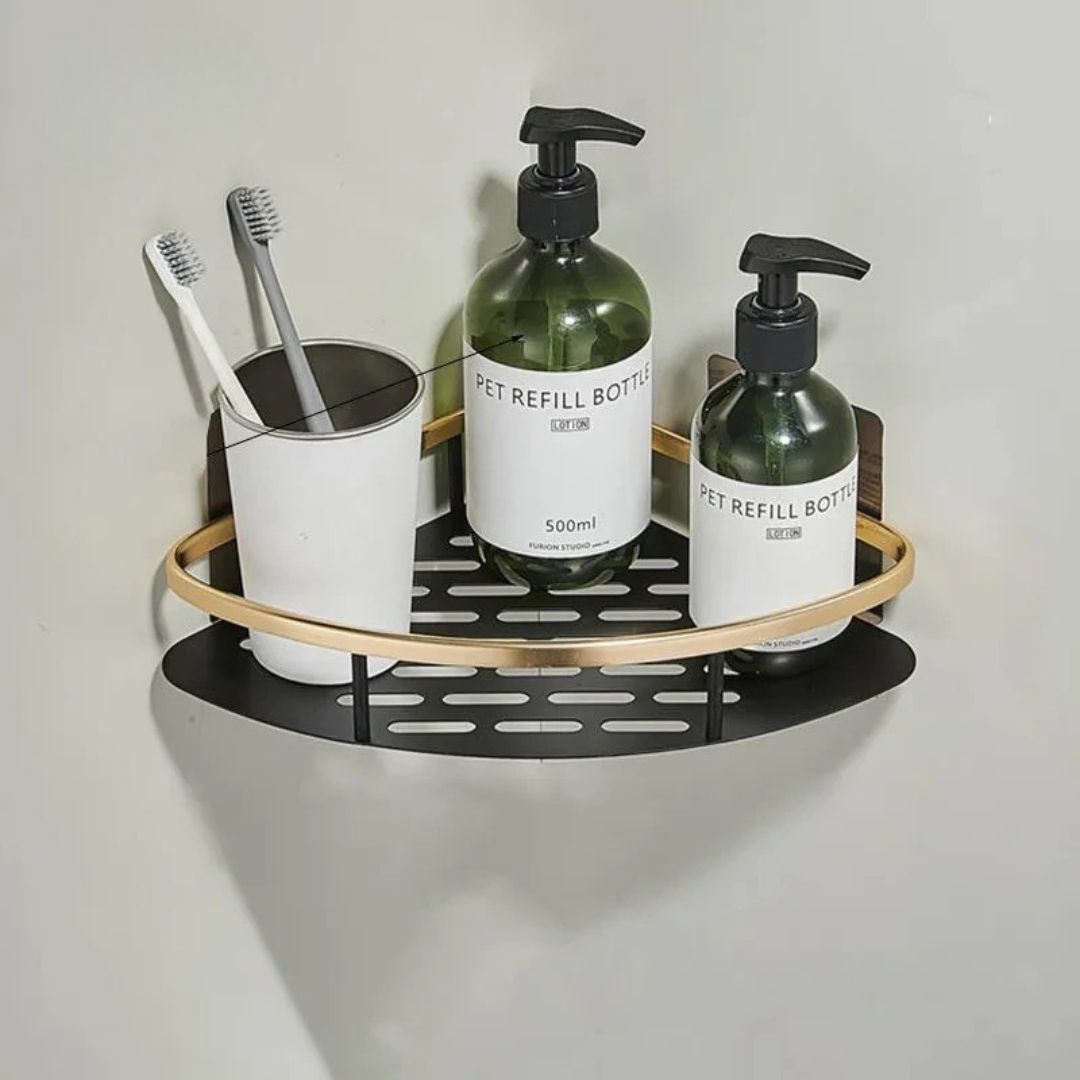 etagere-salle-de-bain-triangulaire-simple