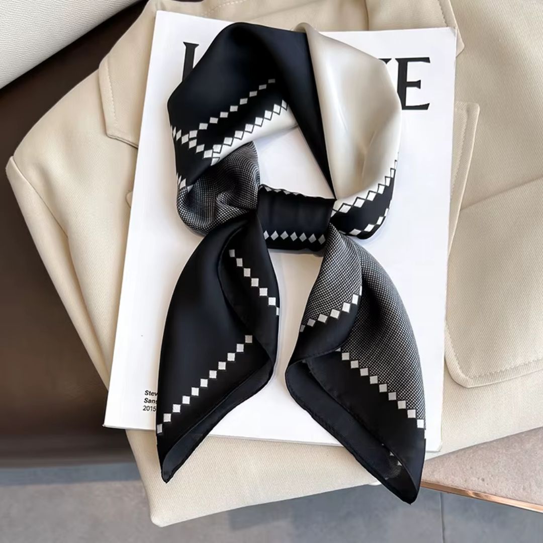 foulard-en-soie-femme-noir-blanc
