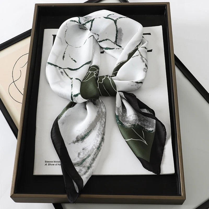 foulard-en-soie-femme-vert-feuille