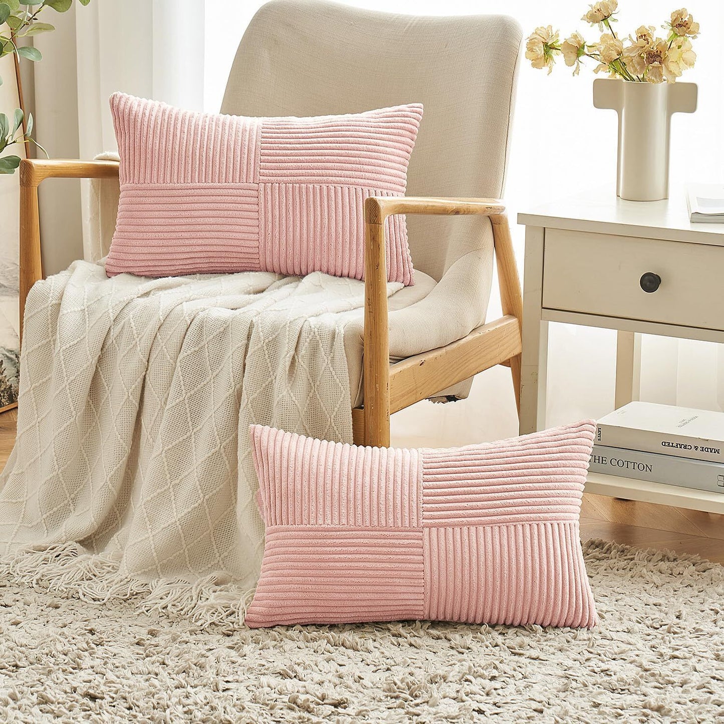 housse-de-coussin-rose-rectangulaire-décor-chaise