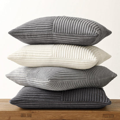 housse-de-coussin-velours-blanc-gris-empilés