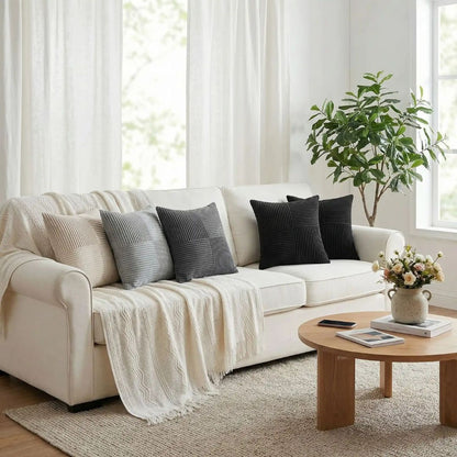 housse-de-coussin-velours-gris-blanc-détente