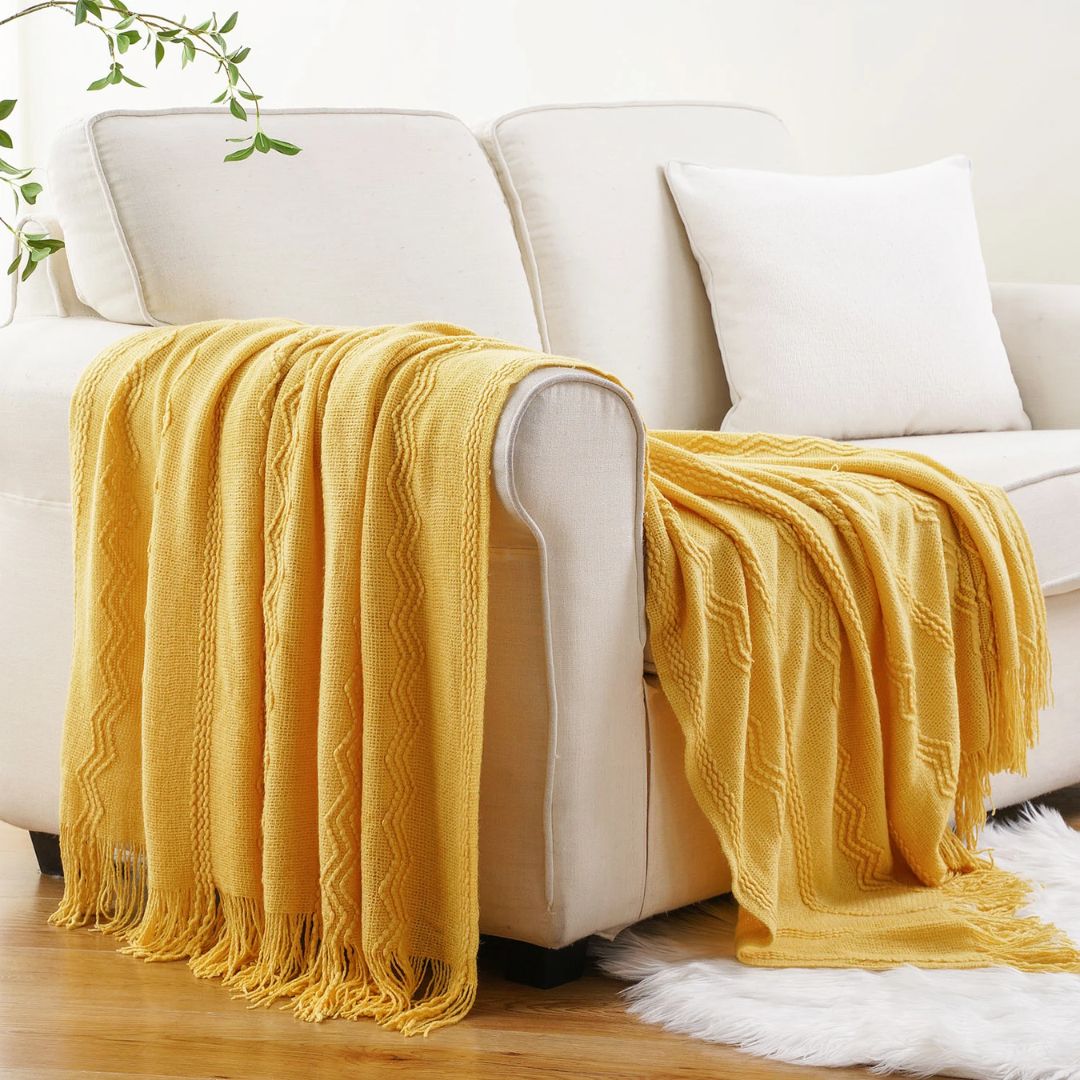 plaid-chauffant-caroussel-canape-jaune