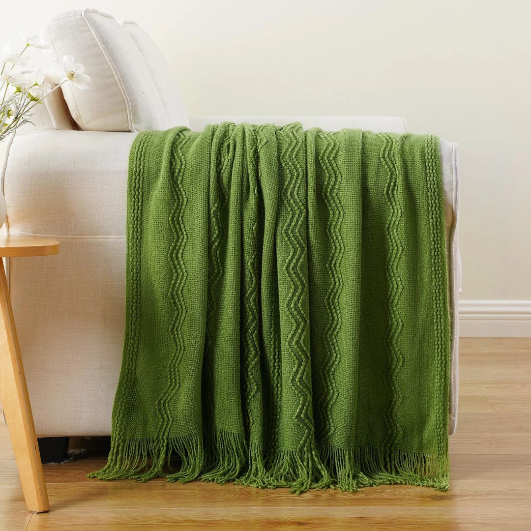 plaid-chauffant-caroussel-motifs-vert-olive