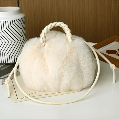 sac-a-bandouliere-femme-peluche-ivoire