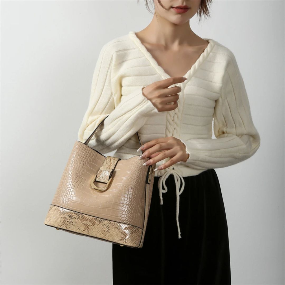 sac-a-main-bandouliere-femme-eleganecroco-carous-beige-porte