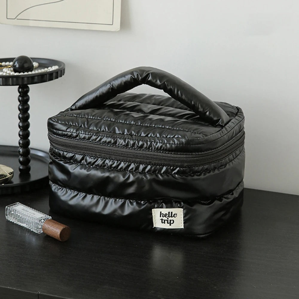trousse-de-maquillage-duvet-noire