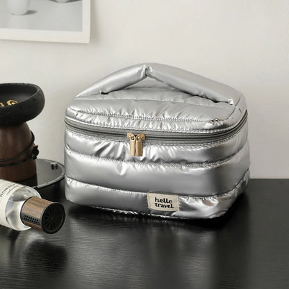 trousse-de-maquillage-grise