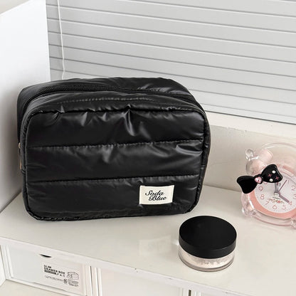 trousse-de-maquillage-mini-noire