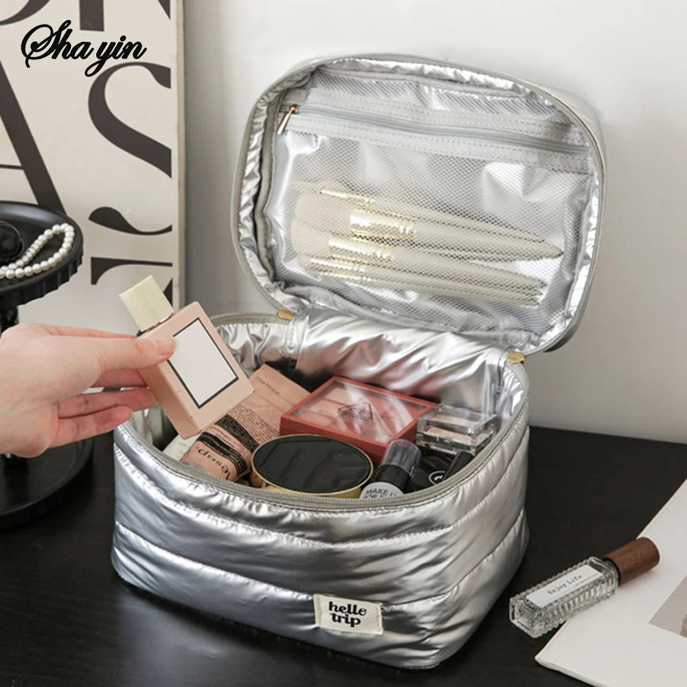 trousse-de-maquillage-ouverte