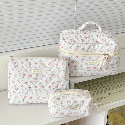 trousse-de-toilette-ensemble-papillons-roses