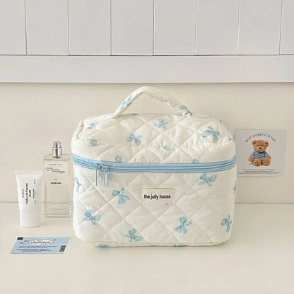 trousse-de-toilette-femme-bleu-design-L