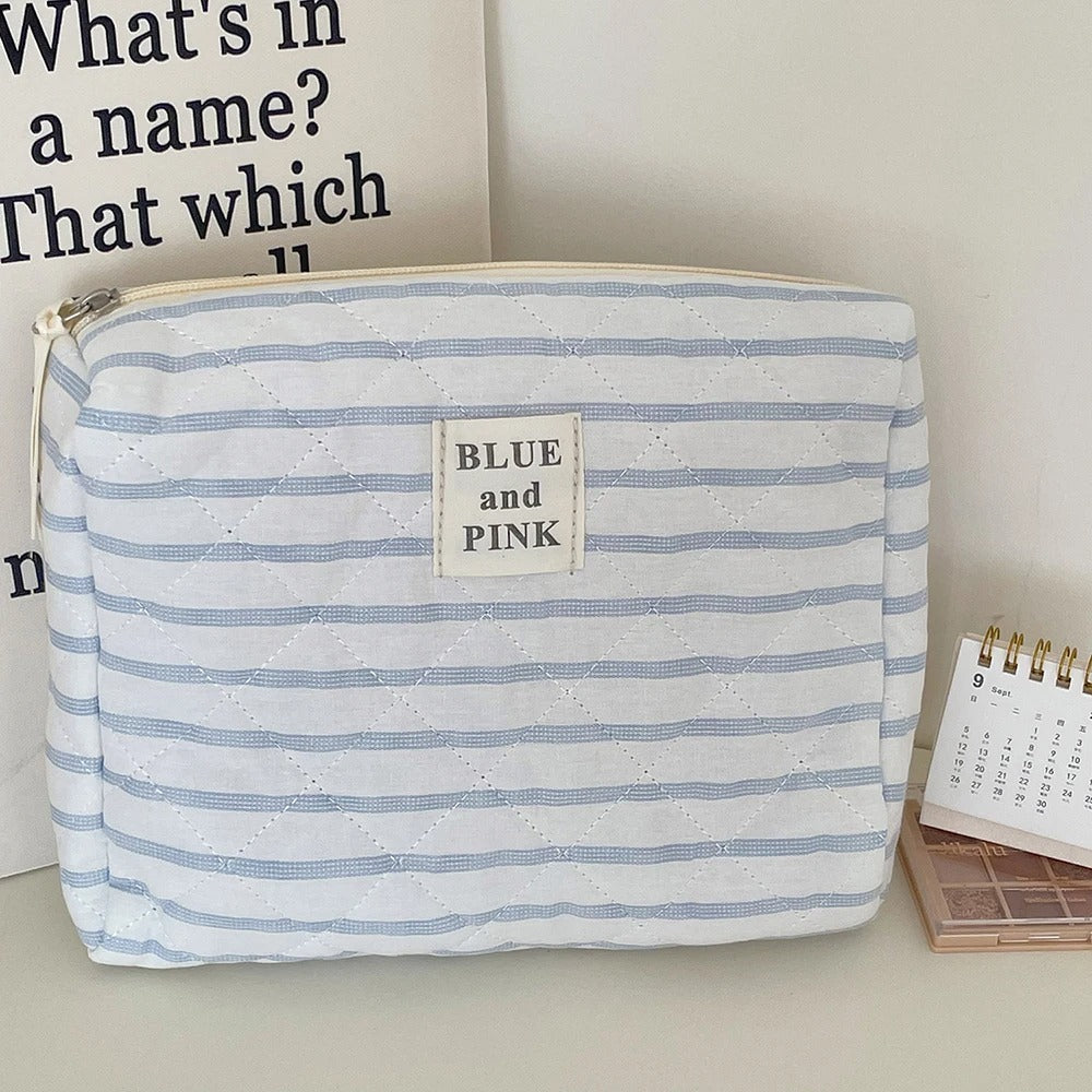 trousse-de-toilette-femme-bleu-moyen 