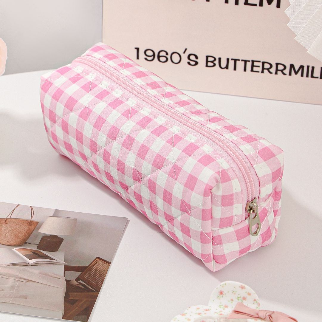 trousse-de-toilette-femme-carreaux-roses-petit