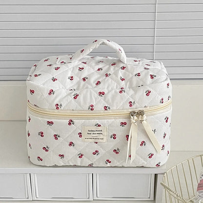trousse-de-toilette-femme-cerises-grande
