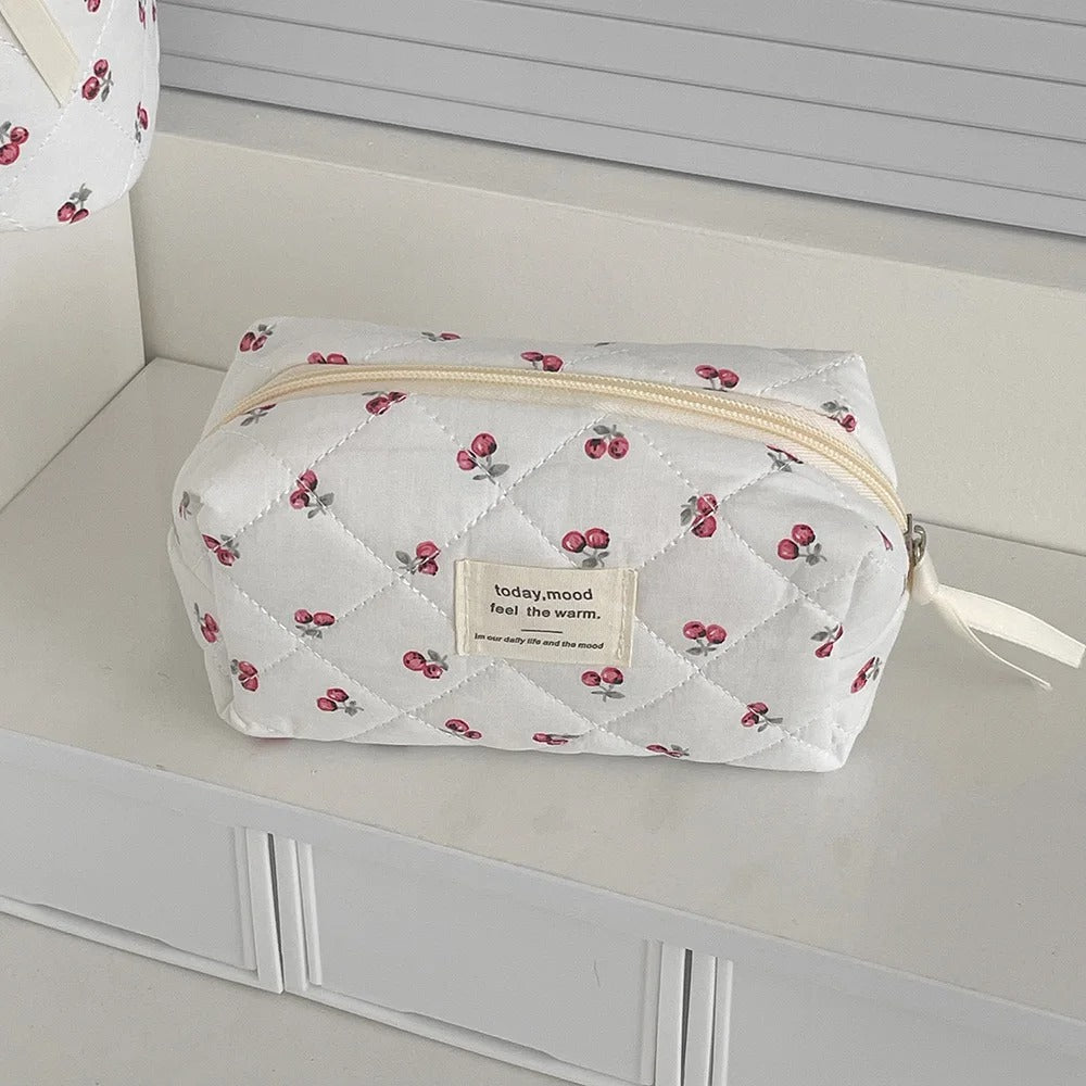 trousse-de-toilette-femme-cerises-petite