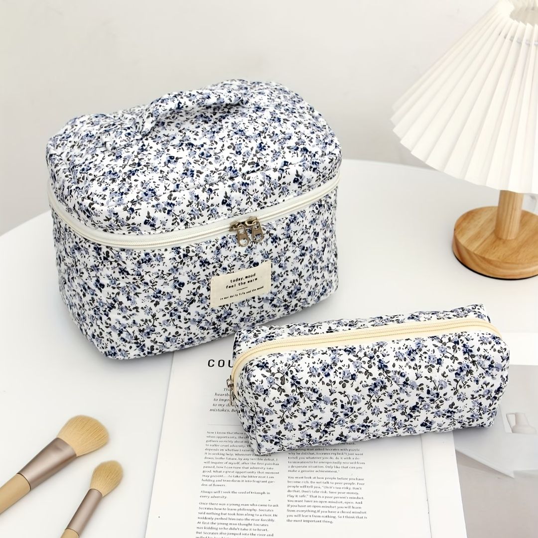 trousse-de-toilette-femme-duo-fleurs-bleues