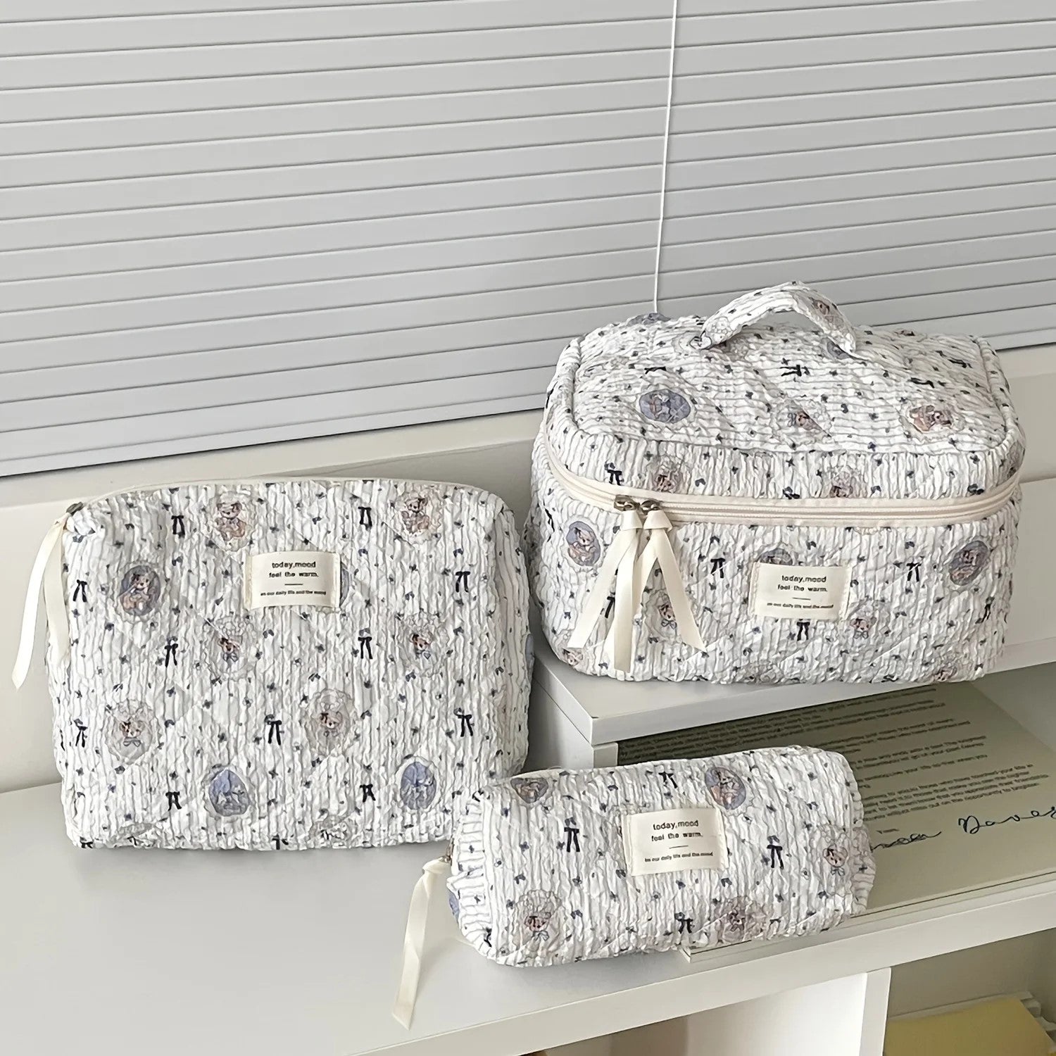 trousse-de-toilette-femme-ensemble-voyages