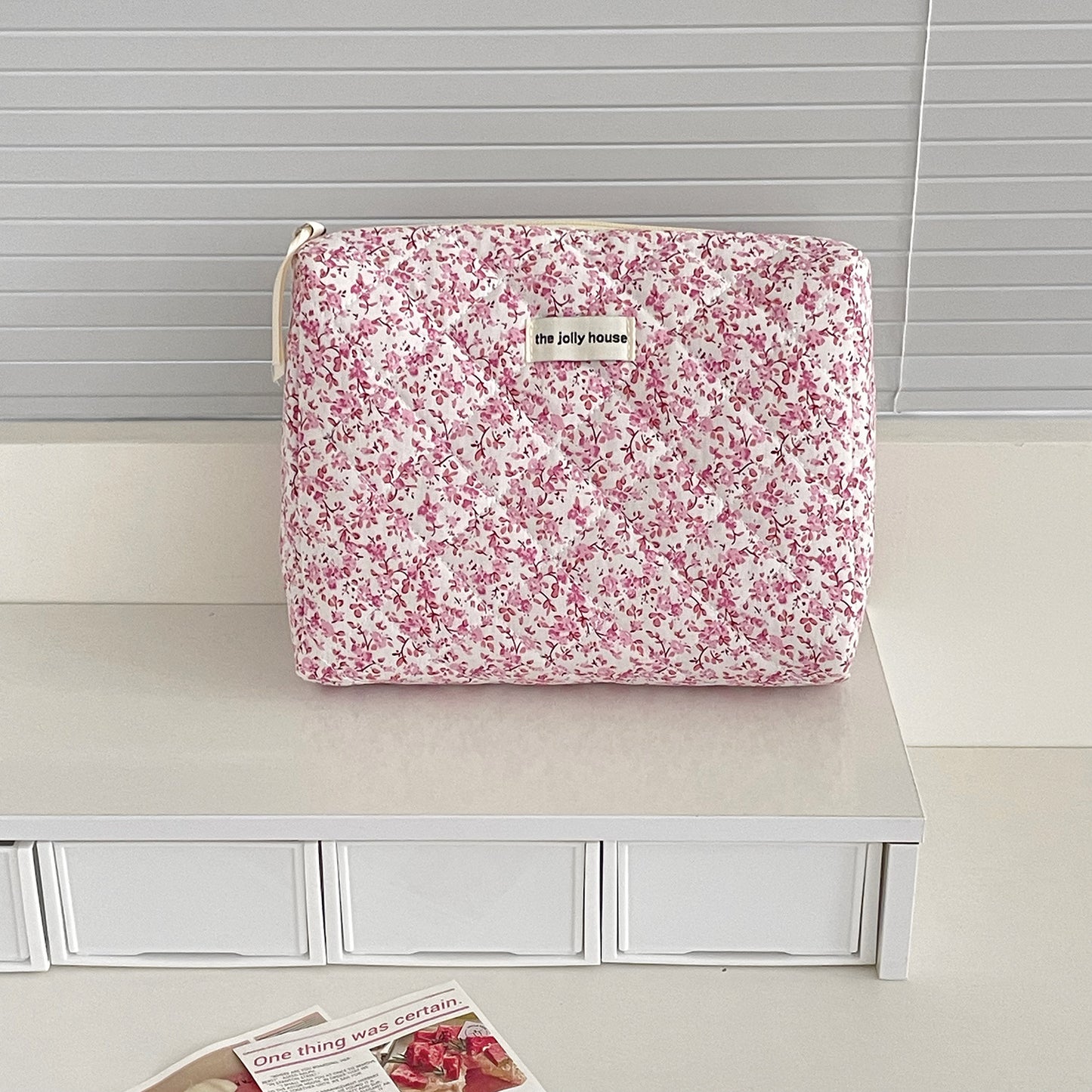 trousse-de-toilette-femme-fleurs-roses-moyen