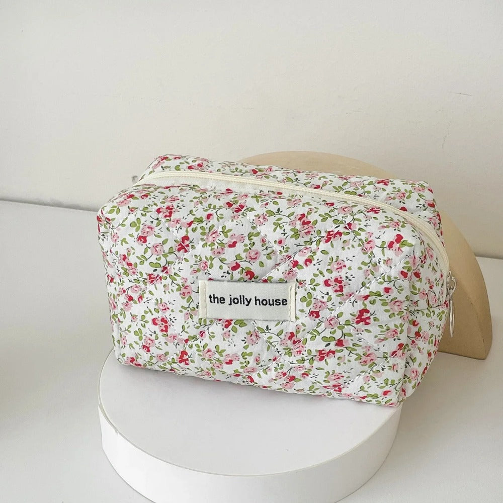 trousse-de-toilette-femme-fleurs-rouges-vertes-petite