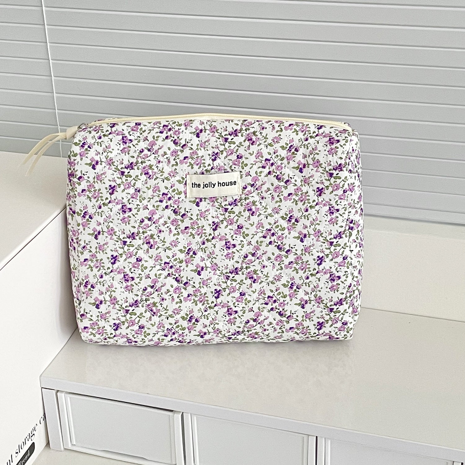 trousse-de-toilette-femme-fleurs-violettes-moyen