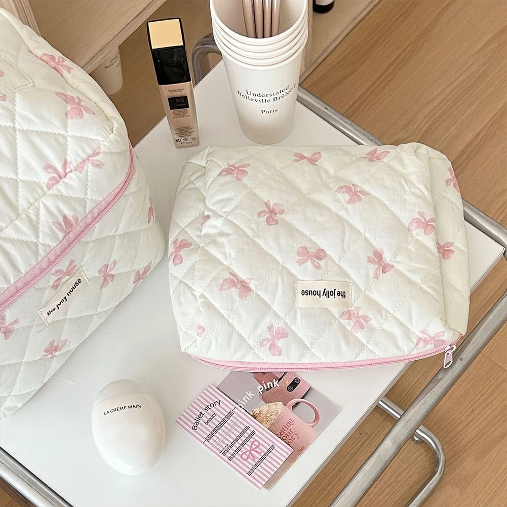 trousse-de-toilette-femme-rose-pratique