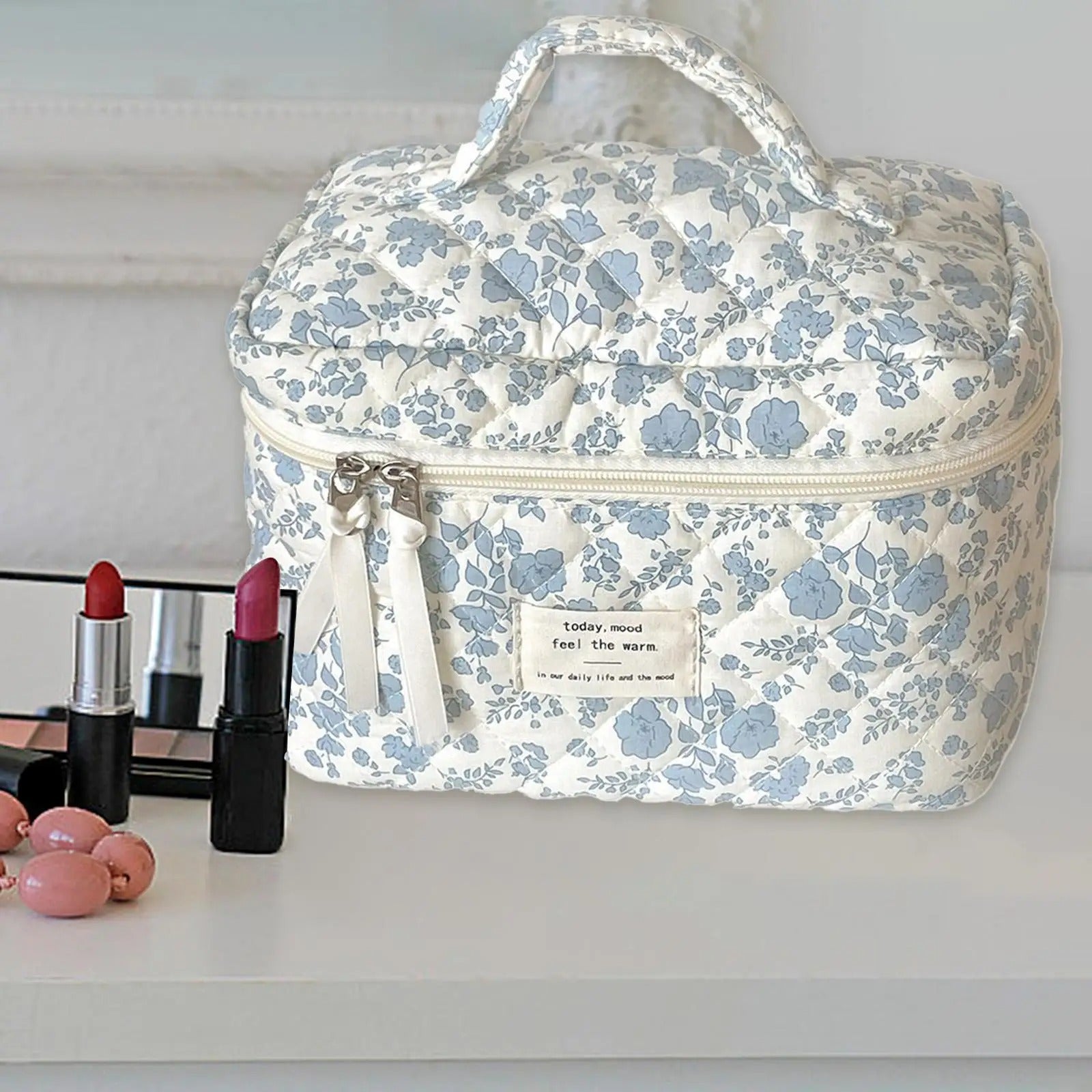 trousse-de-toilette-femme-vintage-fleurs-bleues-grand
