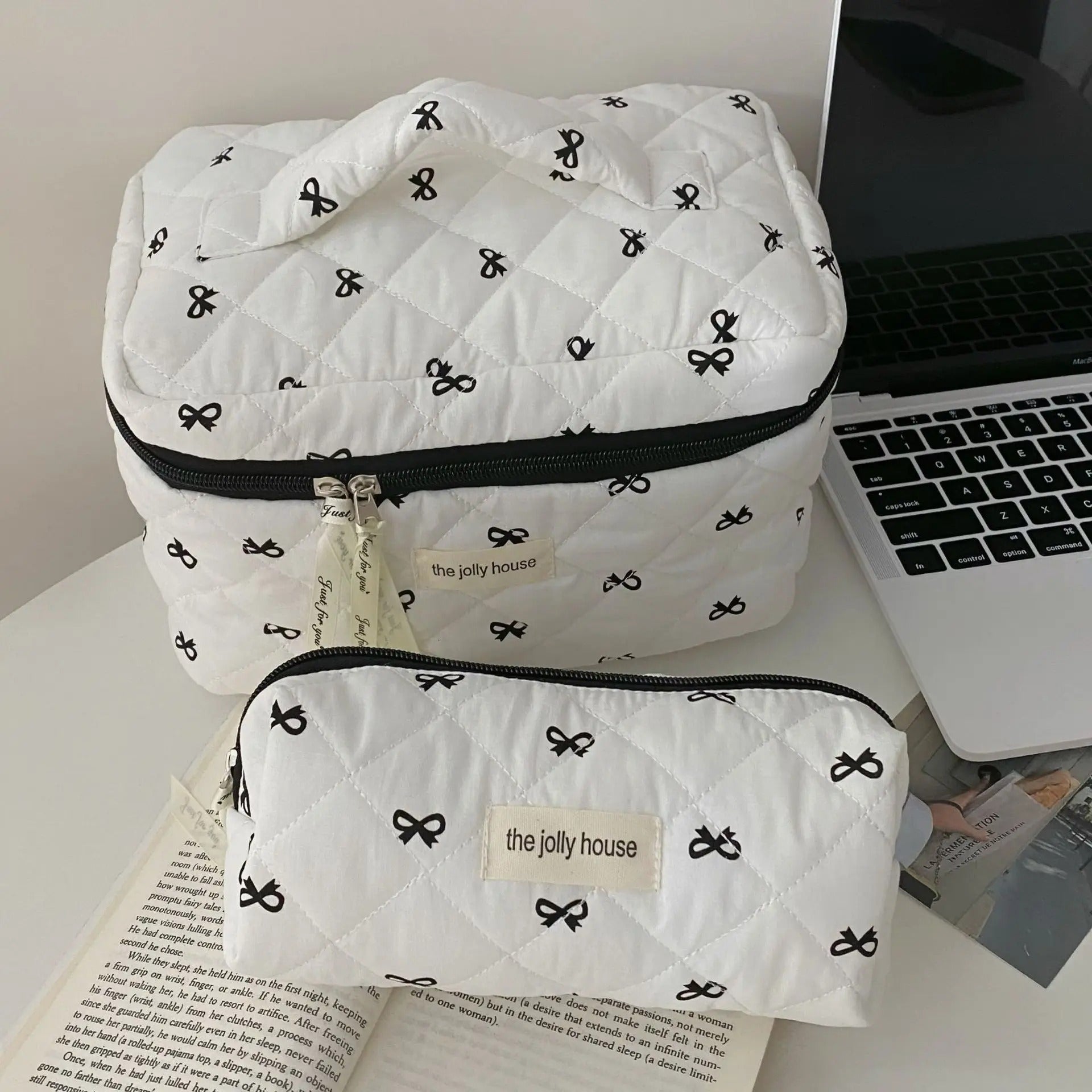 trousse-de-toilette-femmes-caroussel-grand-petit