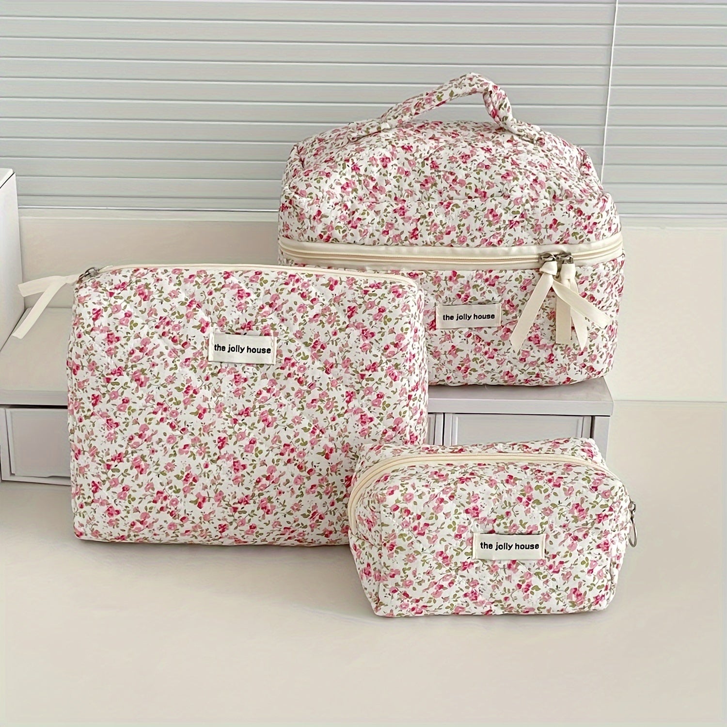 trousse-de-toilette-fleurs-roses-Pêche
