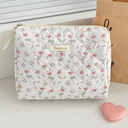 trousse-de-toilette-retro-papillons-roses-caroussel-moyen
